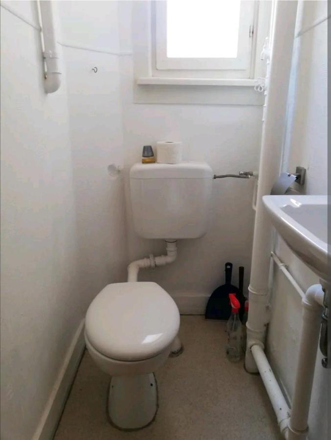 Single Room Near The Black Forest Villingen-Schwenningen Bagian luar foto