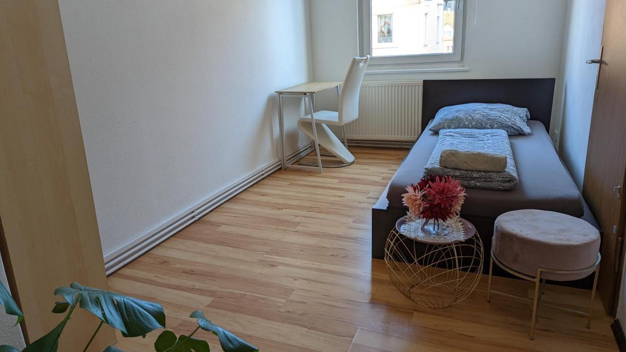 Single Room Near The Black Forest Villingen-Schwenningen Bagian luar foto
